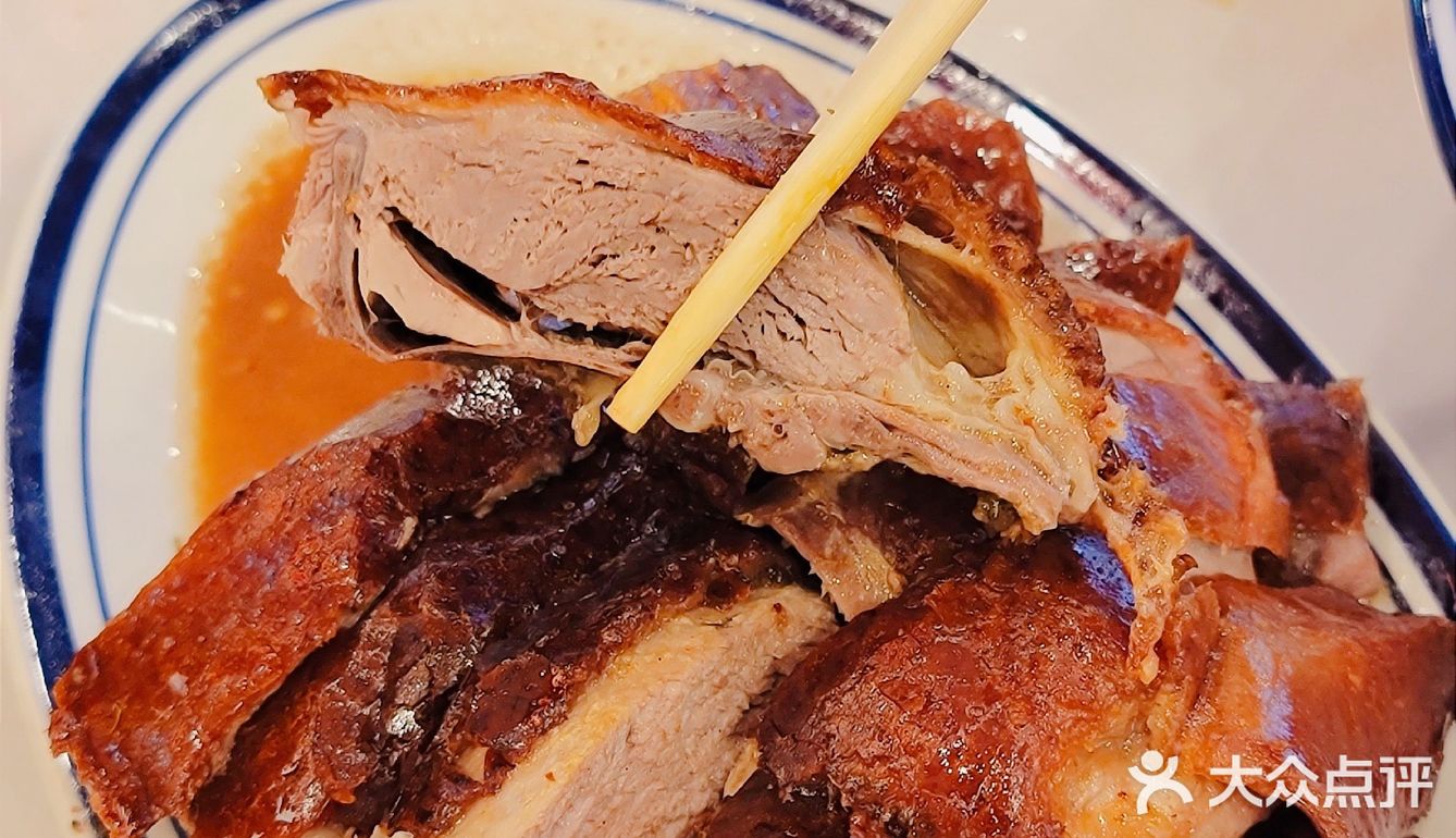 独特配方精心烤制，广式烧鹅真的香