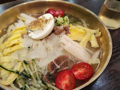 -釜山豚骨汤饭(芝罘万达广场店)