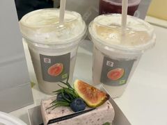 -W COLLECTIVE  DESSERT SHOP