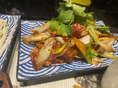 -燚店·铁板鱼蛙·烤肉·烤串(北新桥店)