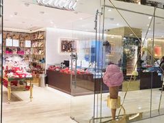 -VENCHI 闻绮(北京国贸商城店)