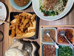-九转小磨·非遗东北菜(万达广场店)
