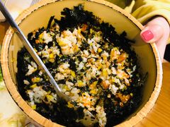 手抓饭团-Myth猪蹄(明洞店)