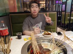 -佰人王串串香火锅(洋珠巷店)