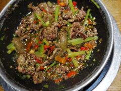 猫儿山的小黄牛-吃饭皇帝大土家民族菜(正大广场店)