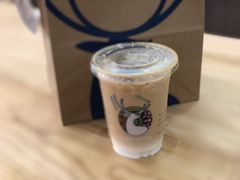 -瑞幸咖啡(新世界中心店)