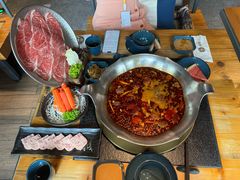 -湊湊火锅·茶憩(南京东路悦荟店)