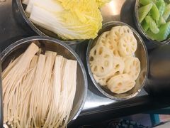 -憨铁匠老火锅(龙岗万科里店)
