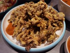 干炸小蘑菇-金手勺东北菜馆(大屯北路店)