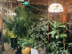 -小锅巴纳西餐厅