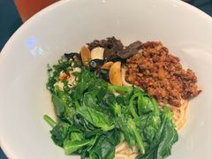 油泼菌子米线-一坐一忘云南菜(嘉里中心店)