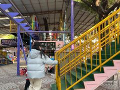 -顺德大良半月城游乐场