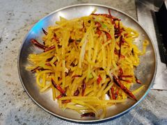 -破瓦寒窑·地摊烤羊排