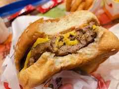 双层芝士牛肉堡-汉堡王(万泰街店)