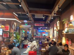 -巴卤社老火锅(财富店)
