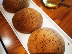 酥皮山楂叉烧包-粤域茶餐厅