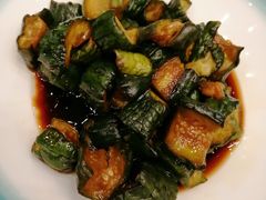 -侬佳蒸菜馆(听潮店)