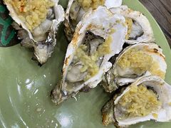 炭烧蒜蓉生蚝-贞姨美食·老字号海鲜大排档