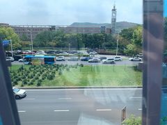 -南京外国语学校(仙林分校西区)