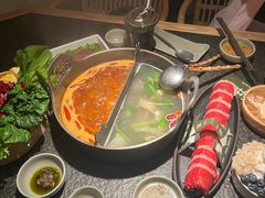-三出山火锅(南京万象天地店)