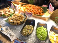 自助取餐区-东方明珠·可口可乐欢乐餐厅