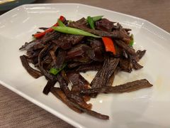 腊味鹿茸菌-世博源公馆·本帮融合菜·主题包厢·江景餐厅