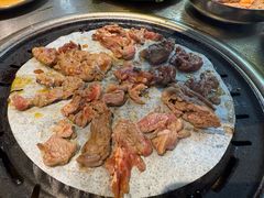 -哈哈碳都·牛肋条无限自助烤肉(台江万达店)