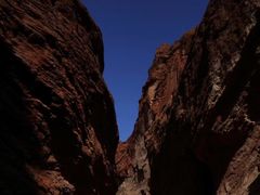 -天山神秘大峡谷