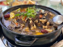 野生菌牦牛肉汤锅-聚福源·特色川菜馆·烤羊排