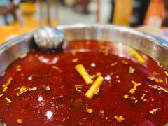 -肖肖酸萝卜鱼火锅(总店)