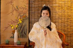 -汉仪华裳汉服馆(打浦桥店)