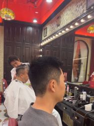 -东方先生国潮男士理发馆