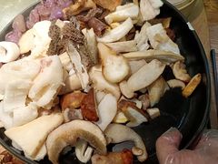 -一朵菌·野生菌探索家火锅(南亚店)