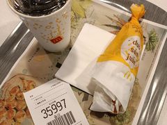 -麦当劳(东方时代广场分店)
