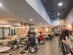 -麦当劳(国际大厦店)