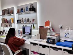 -HIMO海马体照相馆(上海华润CP静安店)