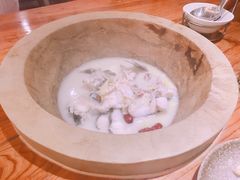 -滇香肴·云南菜蒸汽石锅鱼(云南北路店)