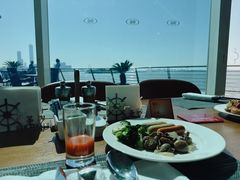 -苏州金鸡湖中茵皇冠假日酒店