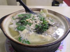 -小许三鲜砂锅馄饨店(家多乐烟酒店)