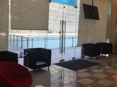 -瑞尔齿科(上海长风大悦城店)