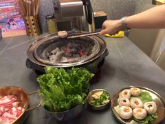 -围炉肉舍•炭烤活鳗•丹东海鲜烤肉(步行街店)