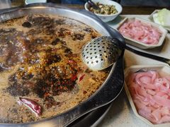 -九尺赵老四鲜鹅肠火锅