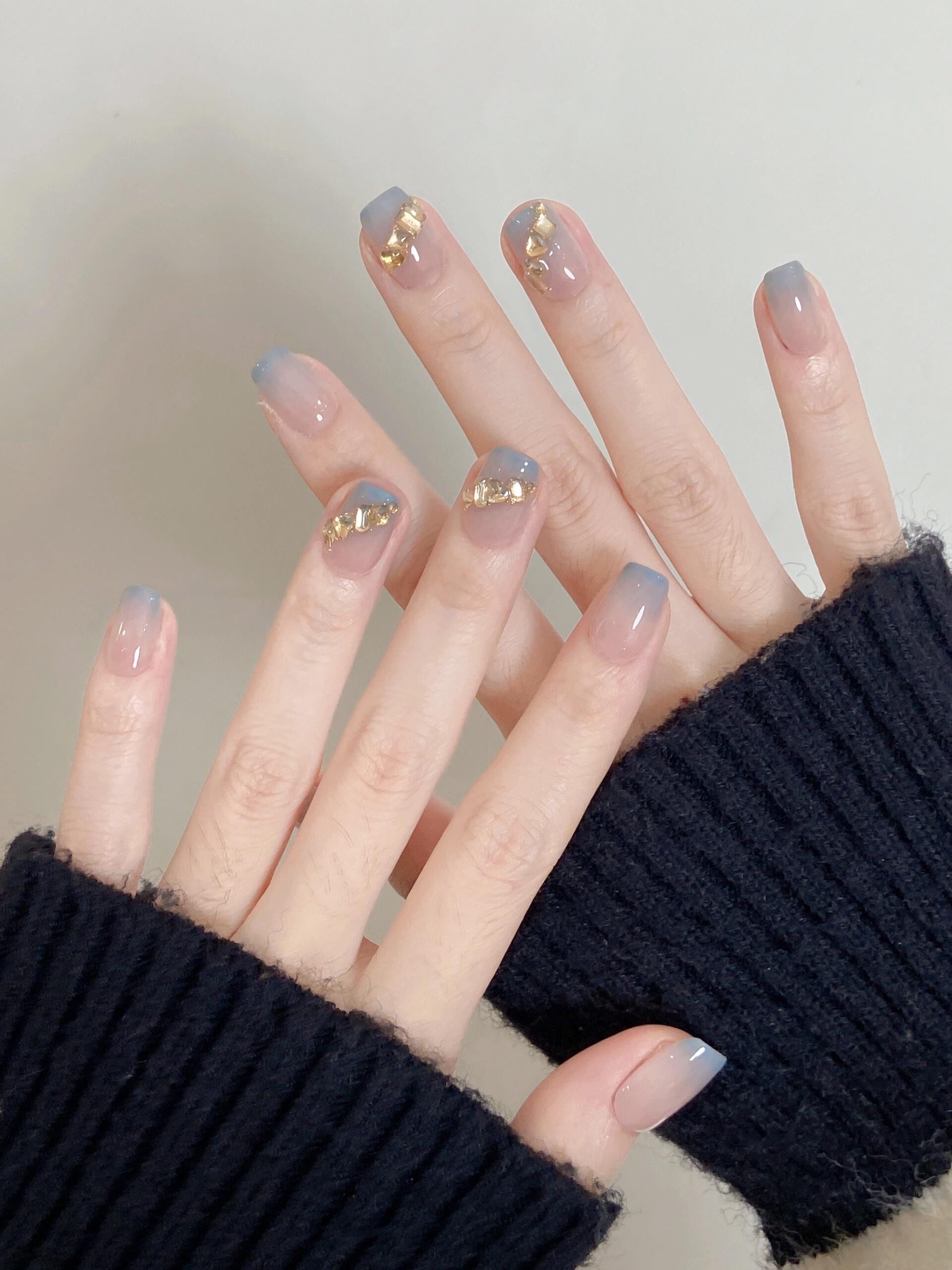 清透系美甲,清凉一夏