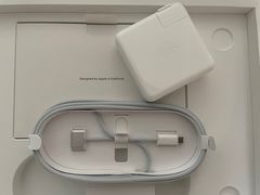 -Apple零售店(华贸购物中心店)