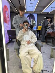 -藤野造型烫发染发