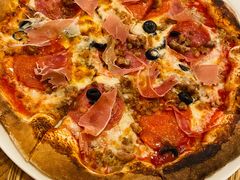 -城市大道红炉披萨烘焙坊