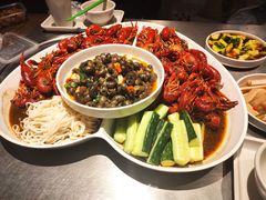 -龙巢盱眙龙虾·牛蛙·烧烤宵夜(八卦岭店)