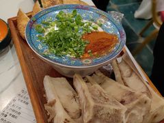 -乡村馕坑肉·烧烤·新疆菜·本地人更爱吃(阿勒泰首店)
