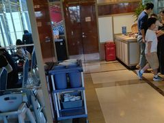 -大中华希尔顿酒店-念自助餐·嗨啤·小龙虾