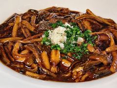 响油鳝丝配卷饼-RIVIERA 松鹤楼(外滩店)